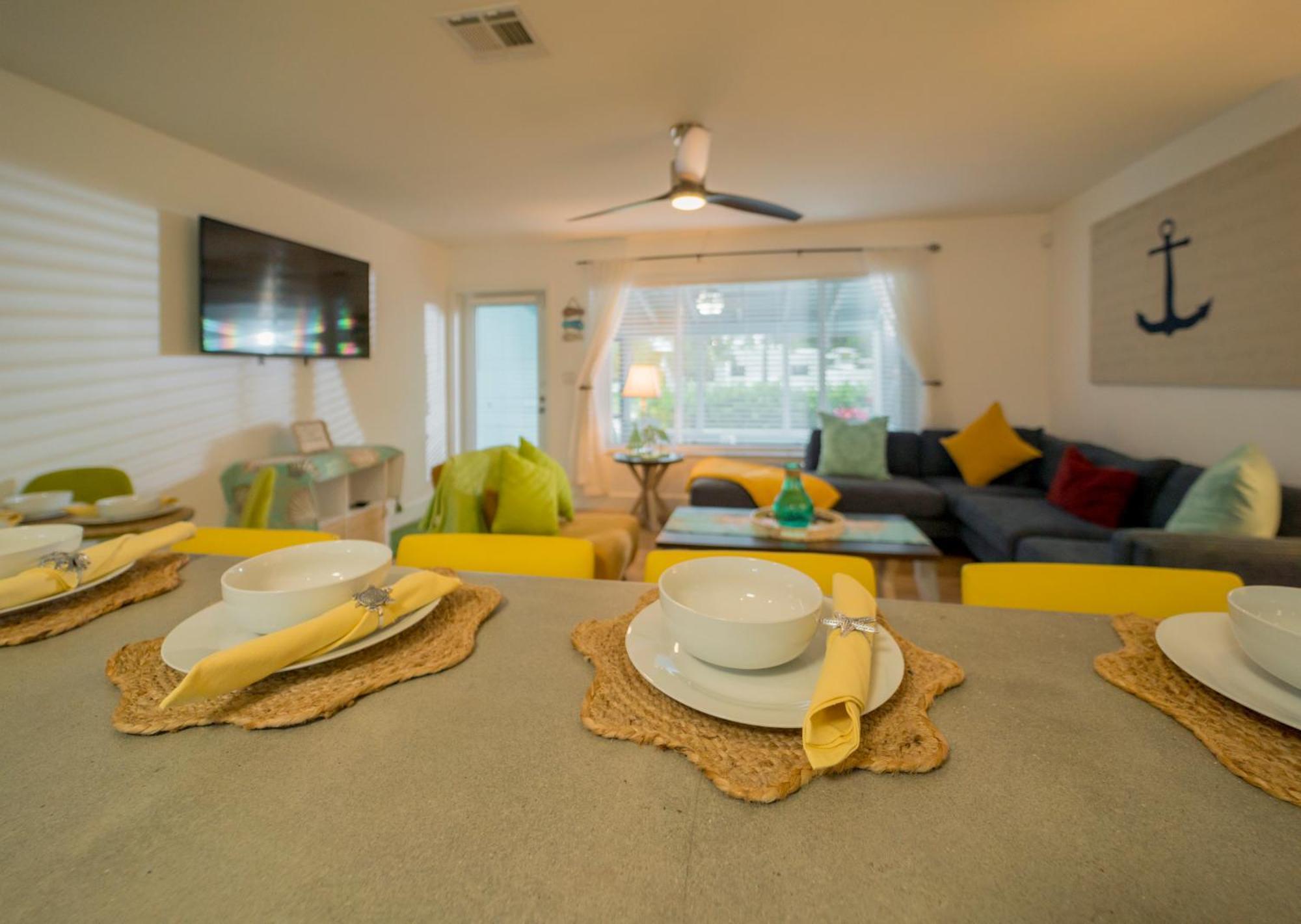 Deerfield Boca Raton With Pool 1 Mile From The Hébergement de vacances *